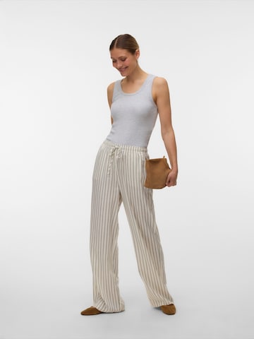 VERO MODA Zvonové kalhoty Kalhoty 'VMROSIE' – béžová