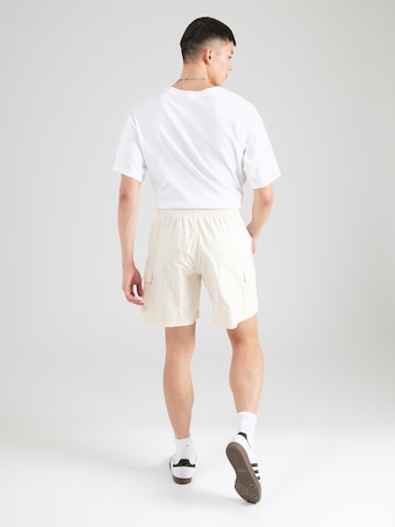 ADIDAS ORIGINALS Regular Shorts 'ESS' in Weiß