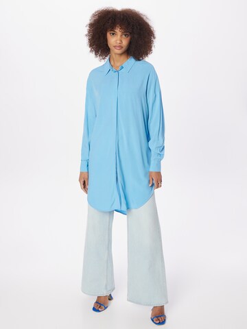 Soft Rebels Blouse 'FREEDOM' in Blauw: voorkant
