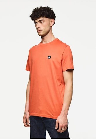 Weekend Offender Shirt 'Cannon Beach' in Orange: front