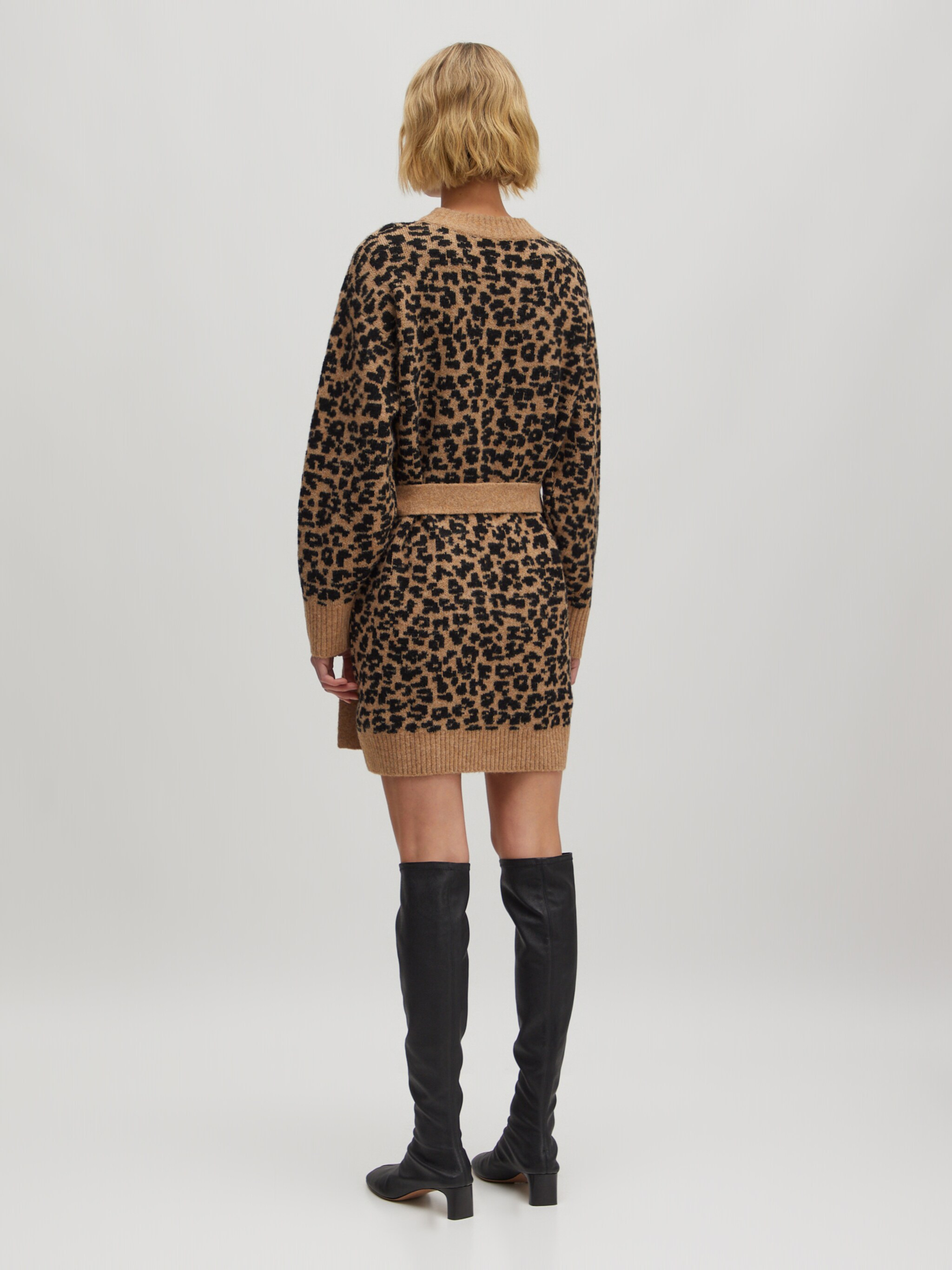 EDITED Produkter Kjole 'Mariana' beige