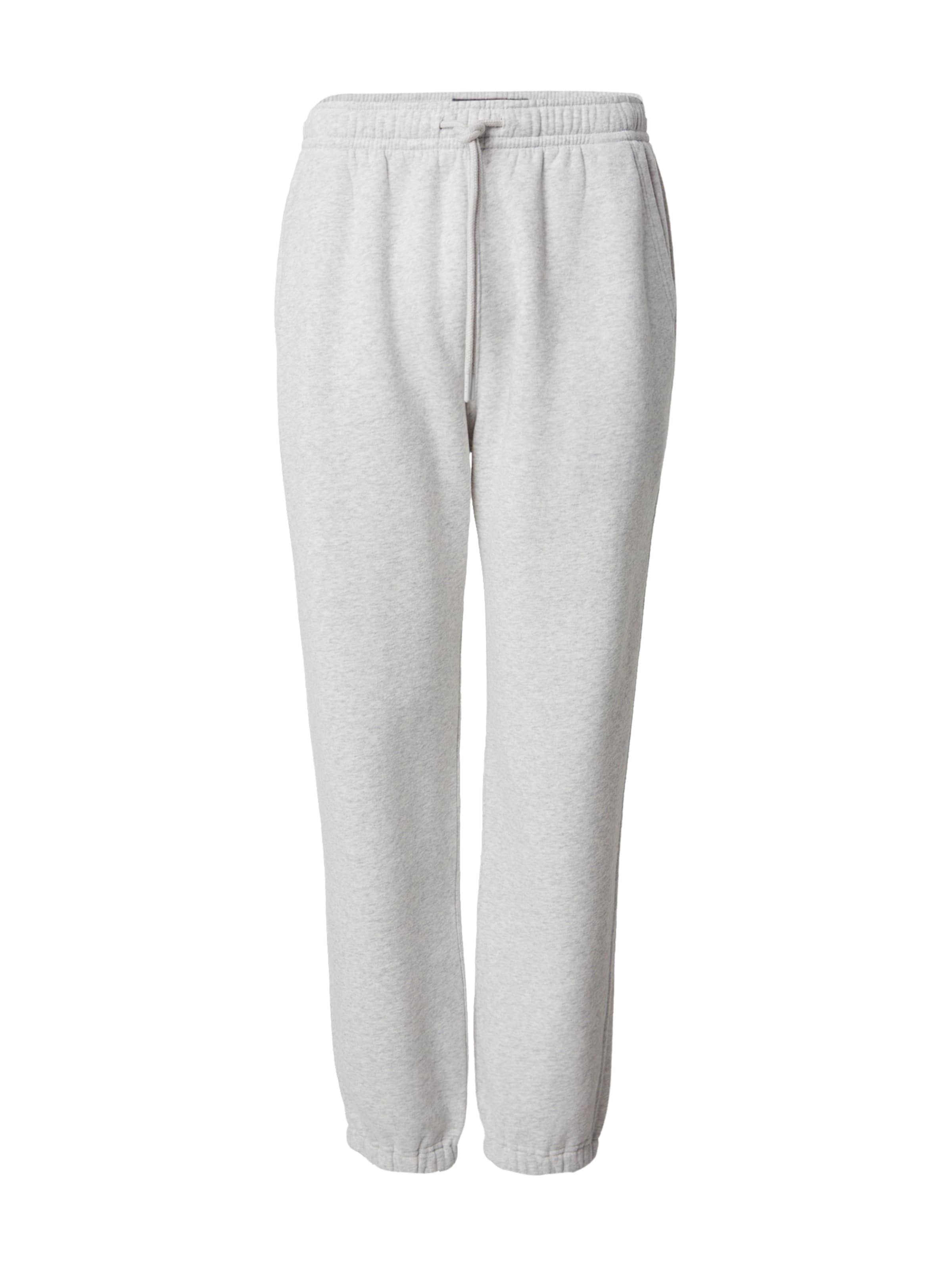 Abercrombie & Fitch Tapered Hose 'ESSENTIAL' in Grau: Vorderseite