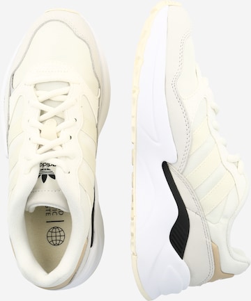 ADIDAS ORIGINALS Sneakers 'Retropy Adisuper' in White