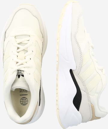 ADIDAS ORIGINALS - Sapatilhas baixas 'Retropy Adisuper' em branco