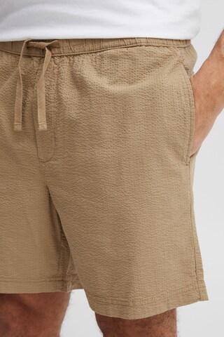 !Solid Regular Hose in Beige