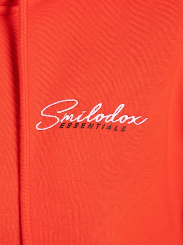 Smilodox Sweatjacke 'Enara' in Rot