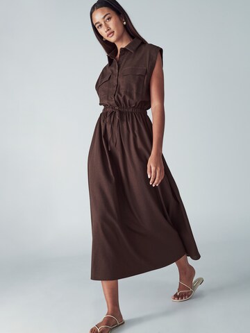 Willa - Vestido camisero 'Sez' en marrón