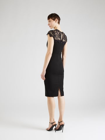 Rochie de cocktail de la Lipsy pe negru