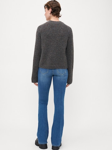 Vero Moda Tall - Jersey 'VMINGRID' en gris