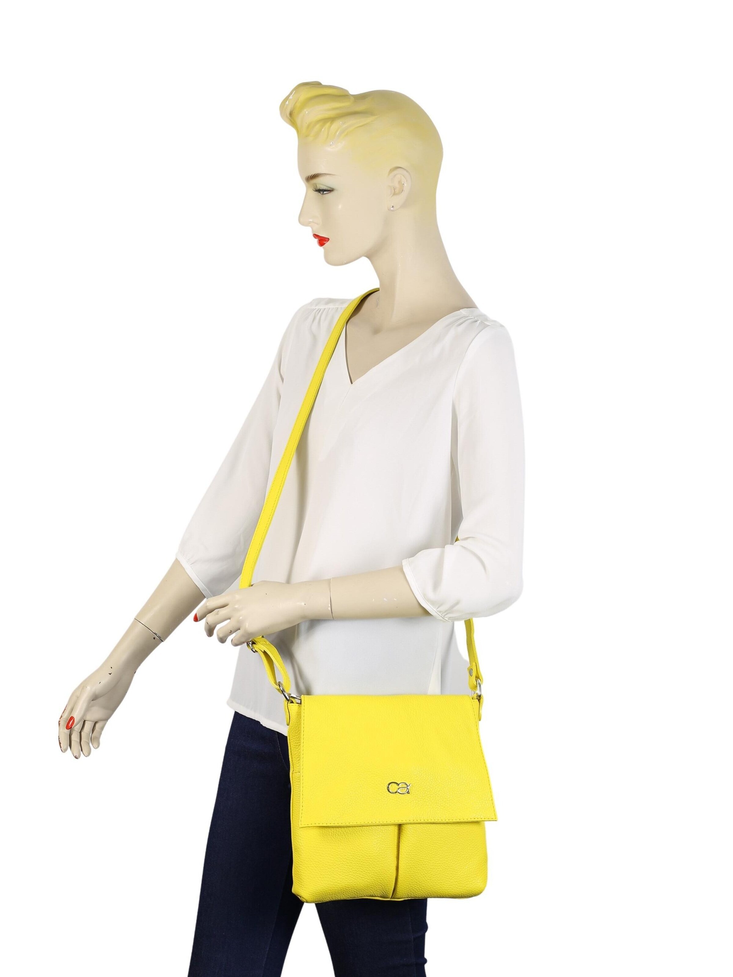 COLLEZIONE ALESSANDRO Crossbody Bag 'München' in Yellow