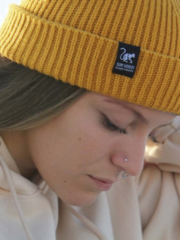 Surf Monkey - Gorra en amarillo