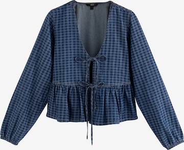 Next Pusero värissä sininen: etupuoli