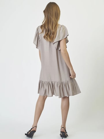 Robe ' Hera' co'couture en marron