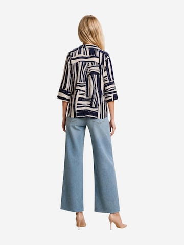 Camicia da donna 'Jdypepper 3/4 V-Neck Collar Top Wvn Dia 15363381' di Jaqueline de Yong in blu