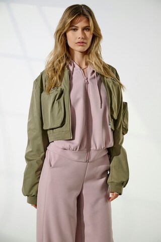 Veste mi-saison 'ONLSAGA' ONLY en vert : devant
