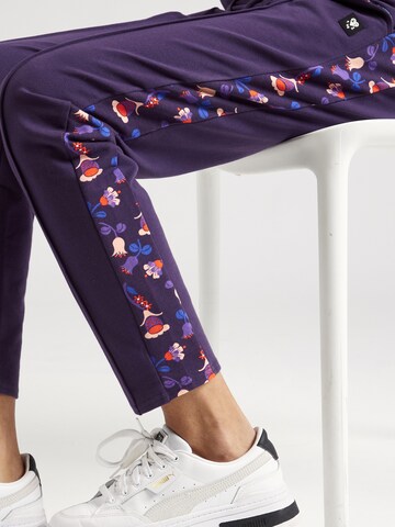 Regular Pantalon Blutsgeschwister en violet