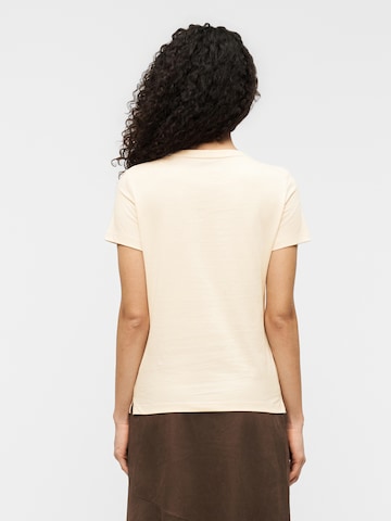 GUESS Μπλουζάκι σε κίτρινο