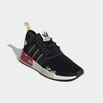 Baskets basses 'NMD_R1 Thebe Magugu' ADIDAS ORIGINALS en noir