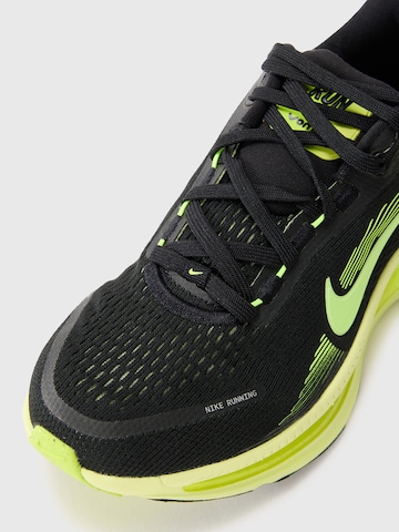 NIKE Обувь для бега 'VOMERO 18' в Черный