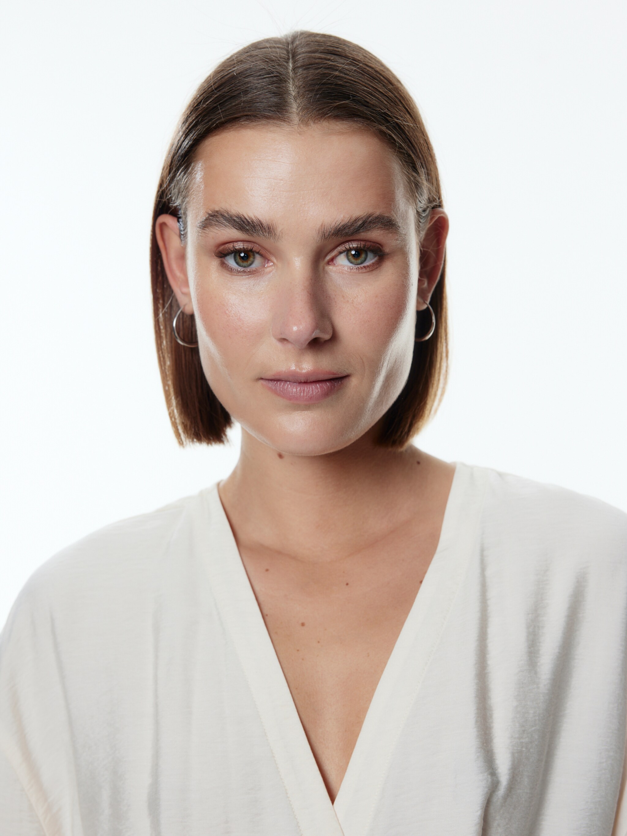 EDITED Produits Robe 'Qara' crème