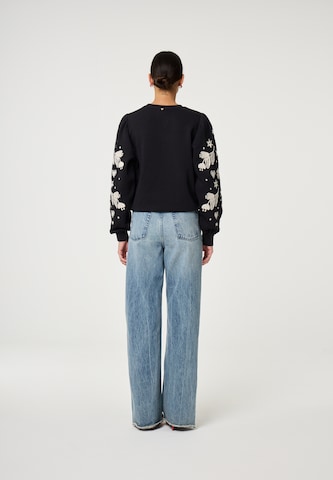 Fabienne Chapot Sweatshirt in Black