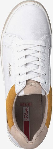 Sneaker low de la s.Oliver pe alb