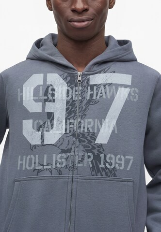 HOLLISTER Ζακέτα φούτερ 'MALLCORE' σε γκρι