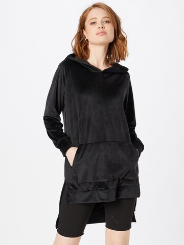 Rochie de la Sublevel pe negru: față