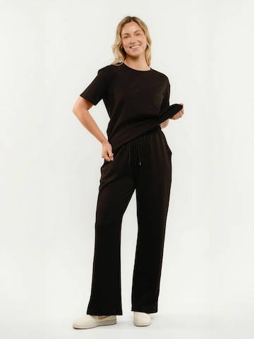 Regular Pantalon 'Henny' Liberte Essentiel en noir