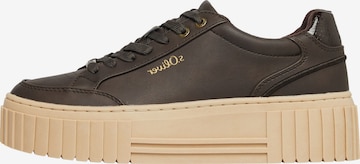 s.Oliver Sneakers laag in Bruin: voorkant