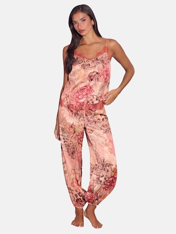 Lipsy Pyjama in Roze: voorkant