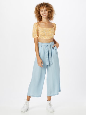 Tally Weijl Wide leg Pleat-Front Pants in Blue