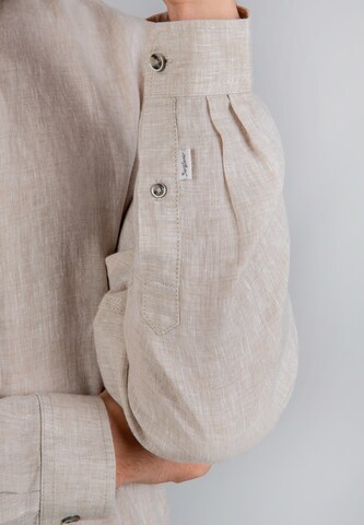STOCKERPOINT Comfort fit Traditional Button Up Shirt 'Moses' in Beige