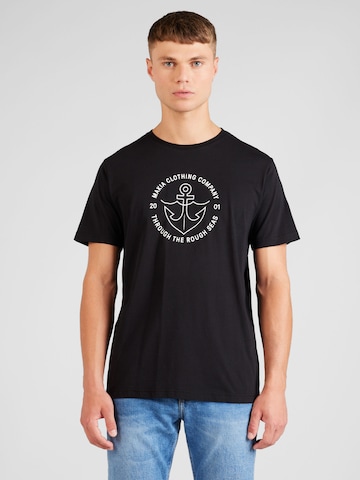 MAKIA - Camiseta 'Hook' en negro: frente