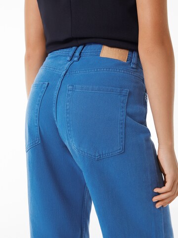 Bershka Wide leg Jeans in Blauw