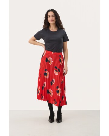 Part Two Rok 'Priyanka' in Rood