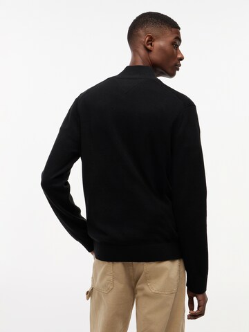 Pull-over 'ESS' Tommy Jeans en noir