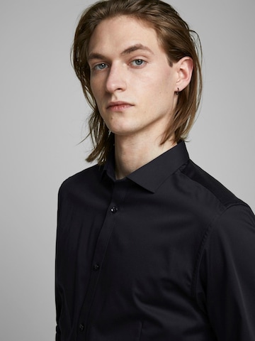 Jack & Jones Premium - Ajuste regular Camisa en negro