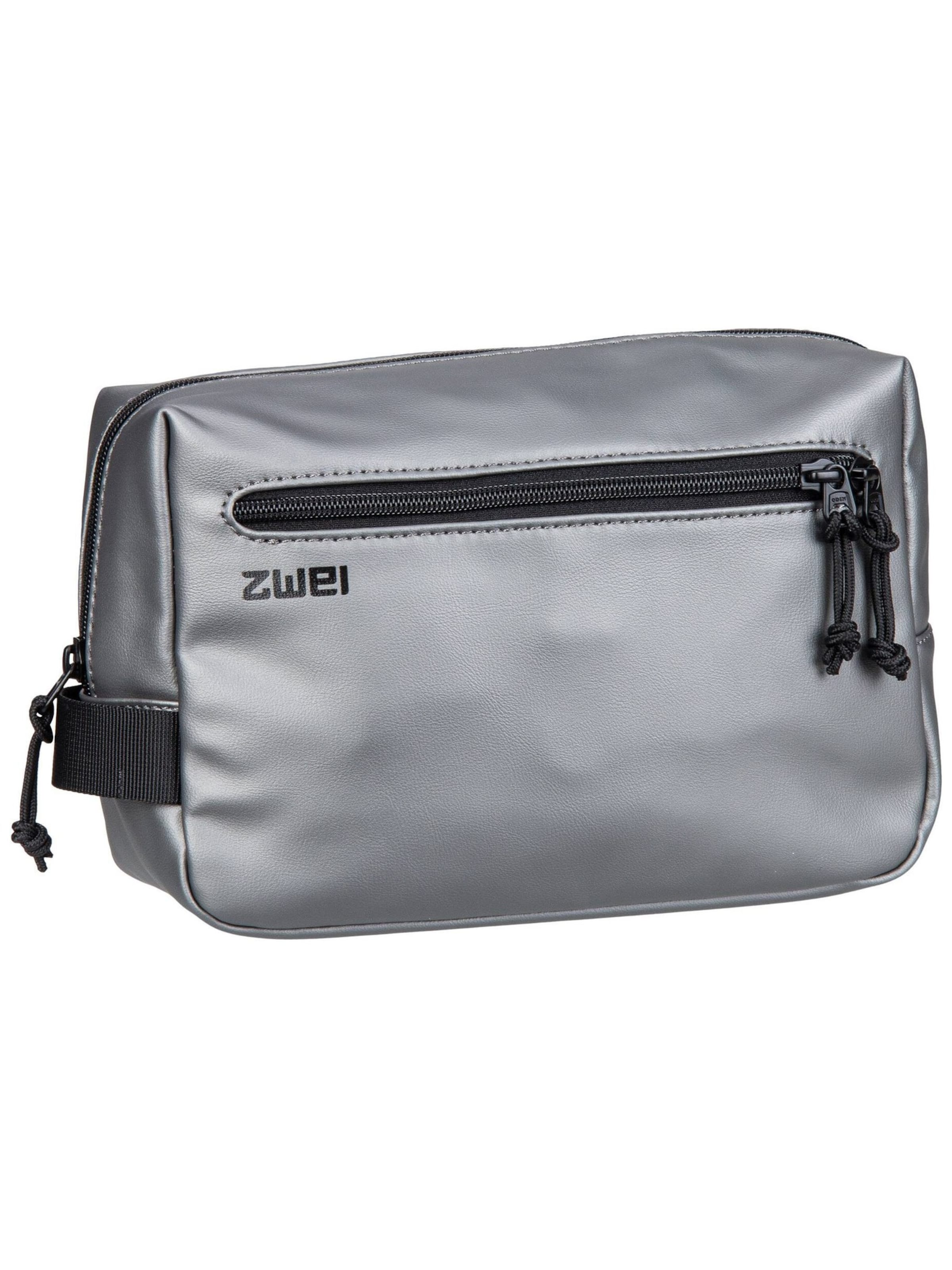 ZWEI Toiletry Bag 'Cargo' in Silver: front