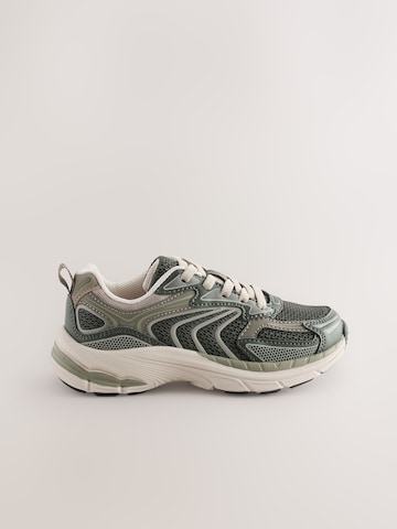 Sneaker di Next in verde