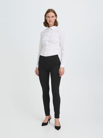 Oxmo Slim fit Trousers 'Keily' in Black