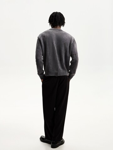 BershkaPulover - siva boja