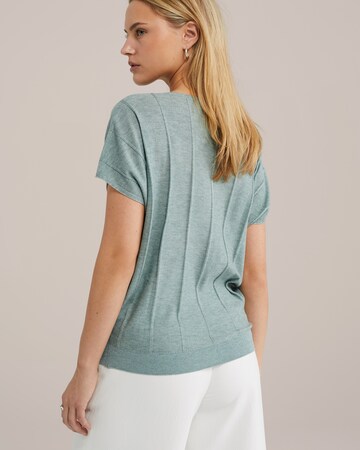 WE Fashion Sweater in Green