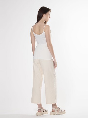 Influencer Top in White