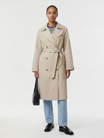 Everly Преходно палто в бежово