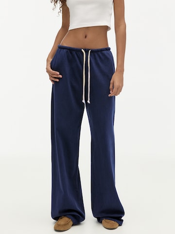 Pull&Bear Široký strih Nohavice - Modrá: predná strana