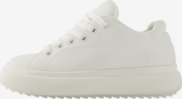 Sneaker bassa di Bershka in bianco