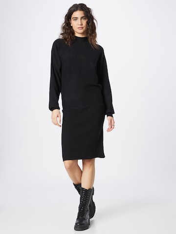 River Island - Vestido de punto en negro: frente