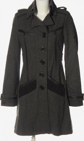 Tigerhill Jacket & Coat in S in Grey: front