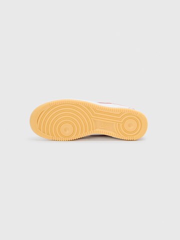 Nike Sportswear Низкие кроссовки 'AIR FORCE 1 '07 LV8' в Белый